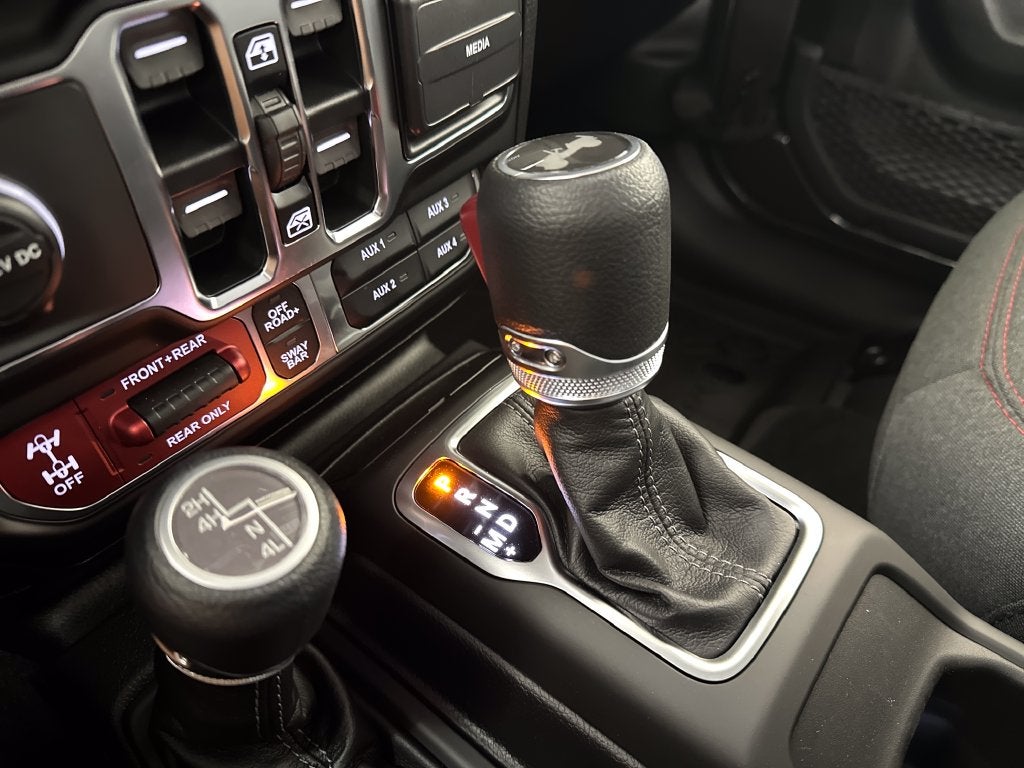 2027 Jeep Wrangler WRANGLER 4-DOOR RUBICON