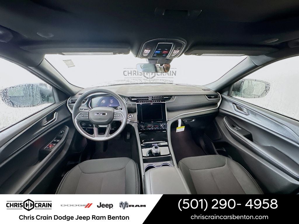 2025 Jeep Grand Cherokee GRAND CHEROKEE LAREDO X 4X2