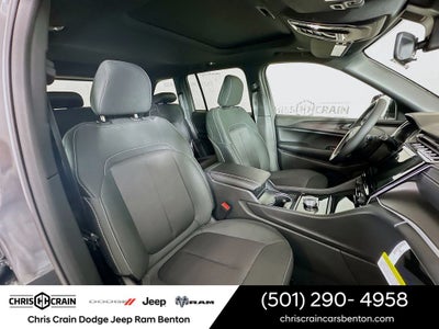 2025 Jeep Grand Cherokee GRAND CHEROKEE LAREDO X 4X2