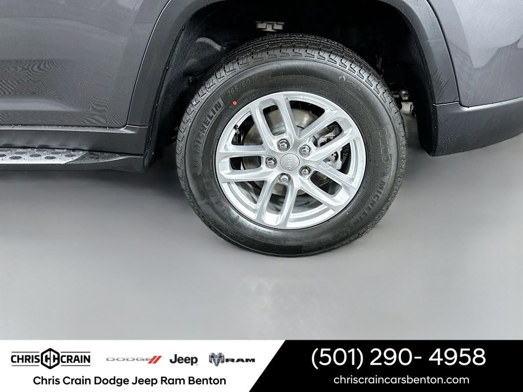 2025 Jeep Grand Cherokee GRAND CHEROKEE LAREDO X 4X2