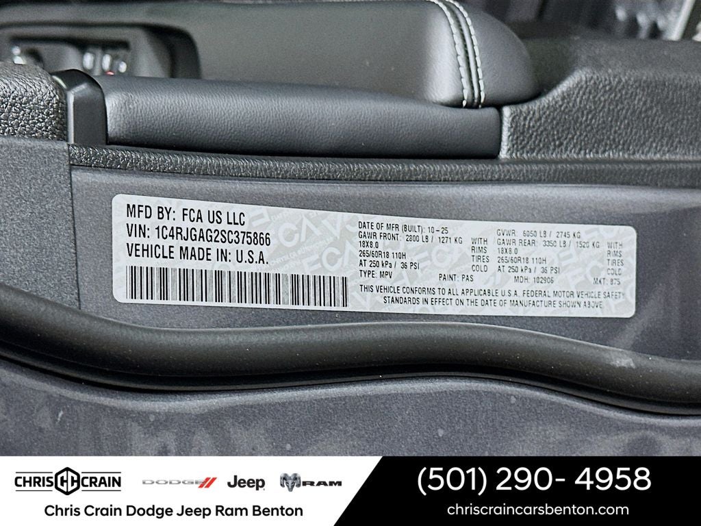 2025 Jeep Grand Cherokee GRAND CHEROKEE LAREDO X 4X2