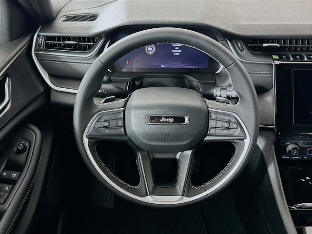 2025 Jeep Grand Cherokee GRAND CHEROKEE LAREDO 4X2