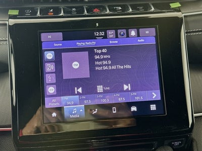 2025 Jeep Grand Cherokee GRAND CHEROKEE LAREDO 4X2