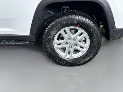 2025 Jeep Grand Cherokee GRAND CHEROKEE LAREDO 4X2