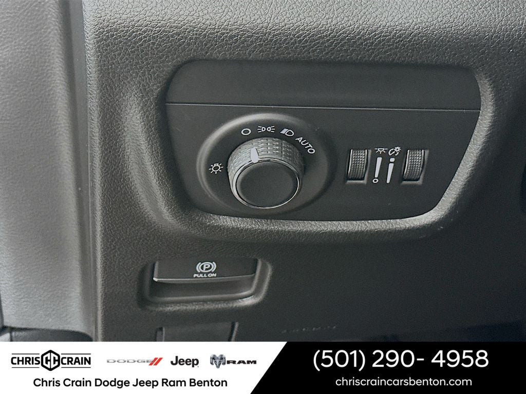 2025 Jeep Grand Cherokee GRAND CHEROKEE LAREDO X 4X2