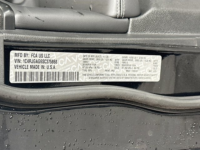 2025 Jeep Grand Cherokee GRAND CHEROKEE LAREDO X 4X2