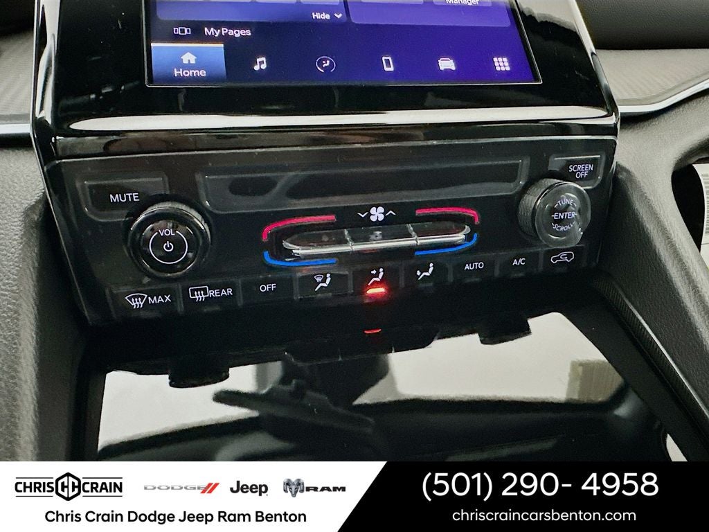 2025 Jeep Grand Cherokee GRAND CHEROKEE LAREDO X 4X2