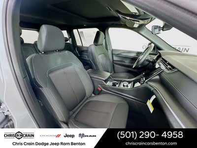 2025 Jeep Grand Cherokee GRAND CHEROKEE LAREDO X 4X2