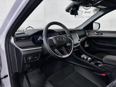 2027 Jeep Grand Cherokee GRAND CHEROKEE LAREDO ALTITUDE 4X2
