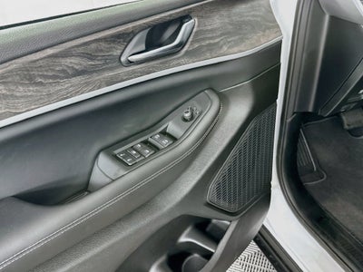 2027 Jeep Grand Cherokee GRAND CHEROKEE LAREDO ALTITUDE 4X2