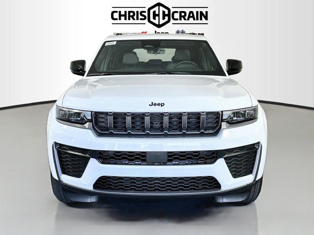2027 Jeep Grand Cherokee GRAND CHEROKEE LAREDO ALTITUDE 4X2
