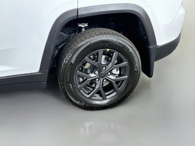 2027 Jeep Grand Cherokee GRAND CHEROKEE LAREDO ALTITUDE 4X2