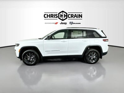 2027 Jeep Grand Cherokee GRAND CHEROKEE LAREDO ALTITUDE 4X2