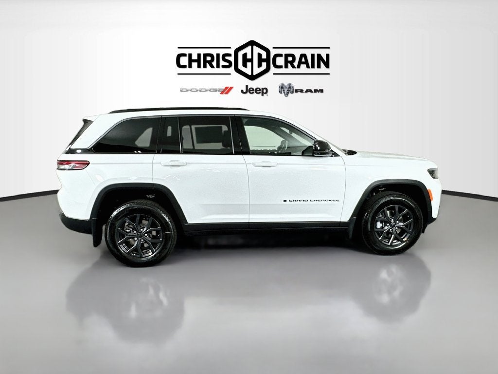 2027 Jeep Grand Cherokee GRAND CHEROKEE LAREDO ALTITUDE 4X2