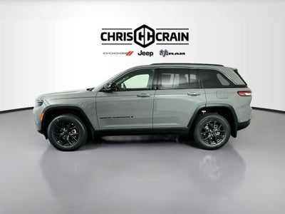 2027 Jeep Grand Cherokee GRAND CHEROKEE LAREDO ALTITUDE 4X2