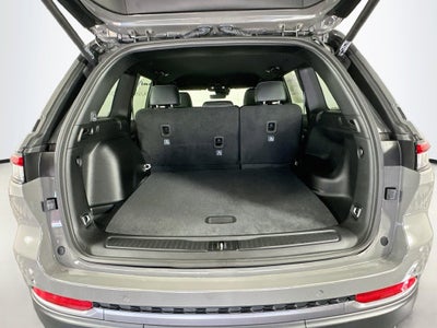 2027 Jeep Grand Cherokee GRAND CHEROKEE LAREDO ALTITUDE 4X2