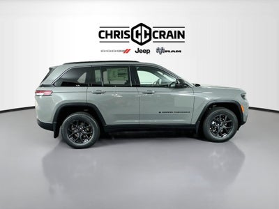 2027 Jeep Grand Cherokee GRAND CHEROKEE LAREDO ALTITUDE 4X2