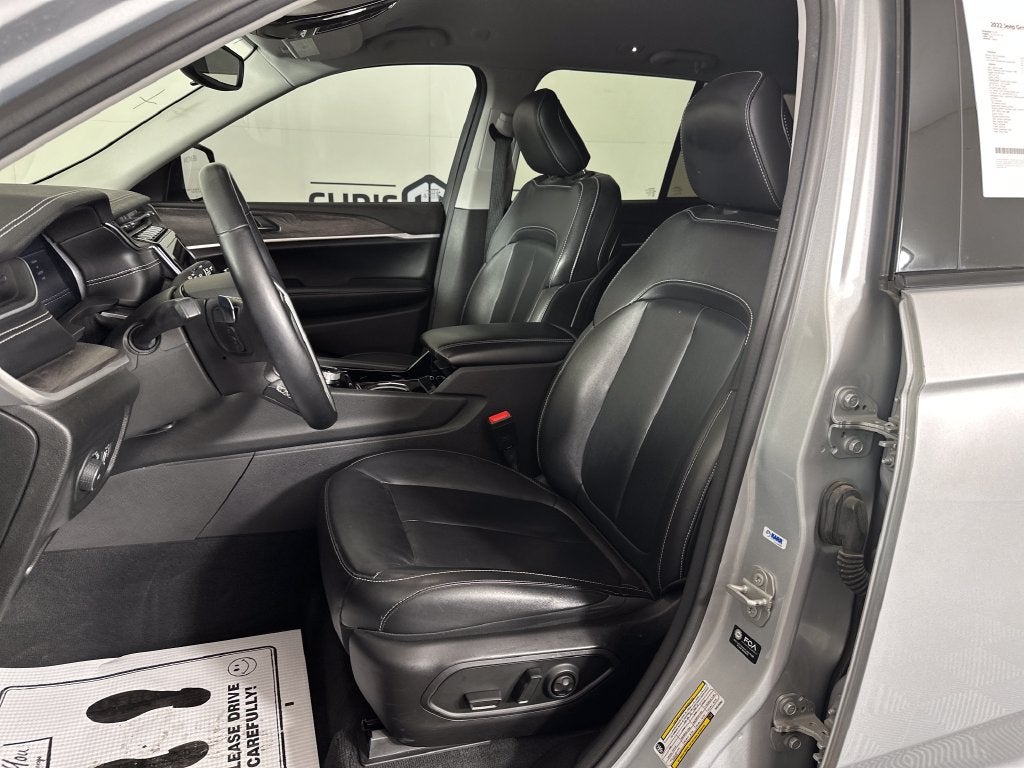 2022 Jeep Grand Cherokee Limited 4x2