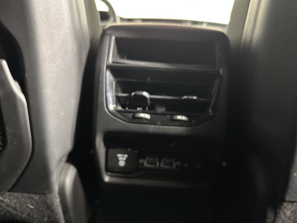 2022 Jeep Grand Cherokee Limited 4x2