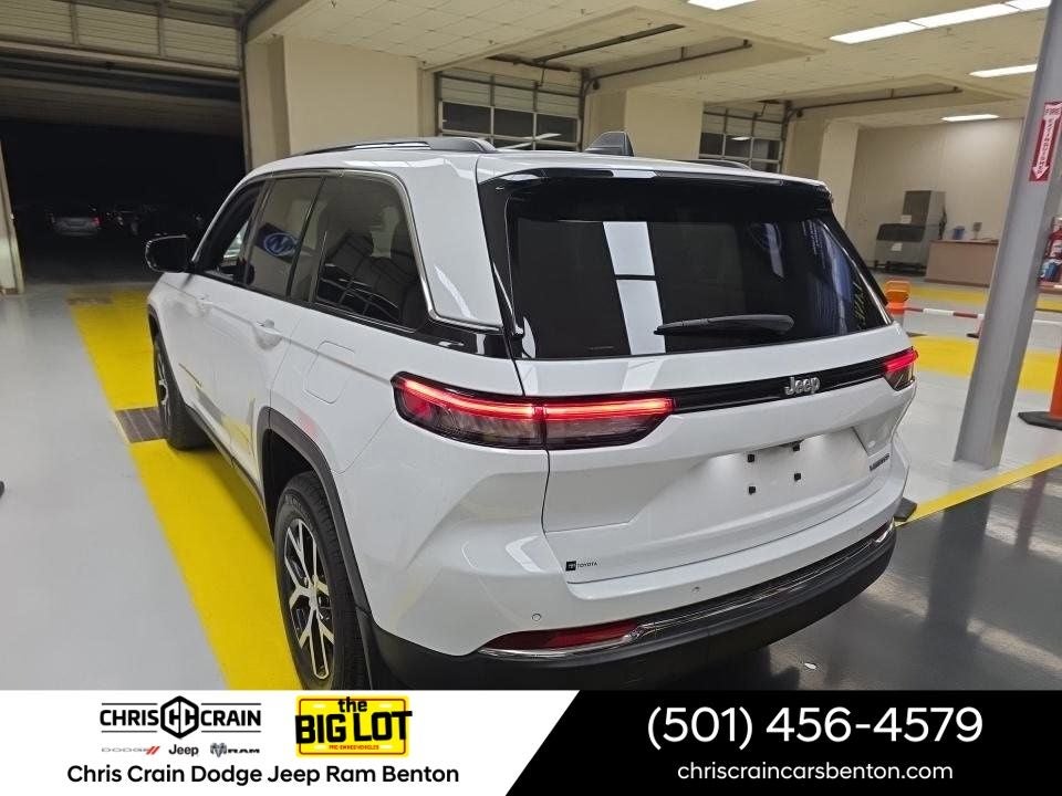 2025 Jeep Grand Cherokee Limited 4x2