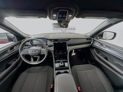 2025 Jeep Grand Cherokee GRAND CHEROKEE LAREDO 4X4