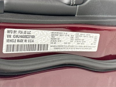 2025 Jeep Grand Cherokee GRAND CHEROKEE LAREDO 4X4