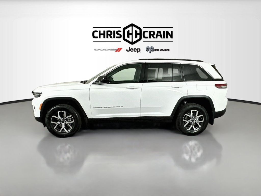 2027 Jeep Grand Cherokee GRAND CHEROKEE LAREDO 4X4