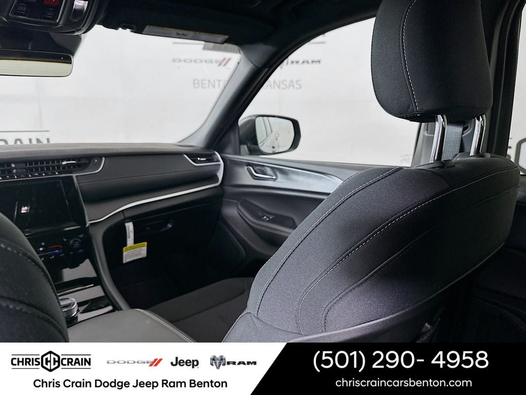 2026 Jeep Grand Cherokee Laredo X