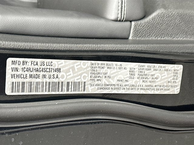 2025 Jeep Grand Cherokee GRAND CHEROKEE LAREDO 4X4