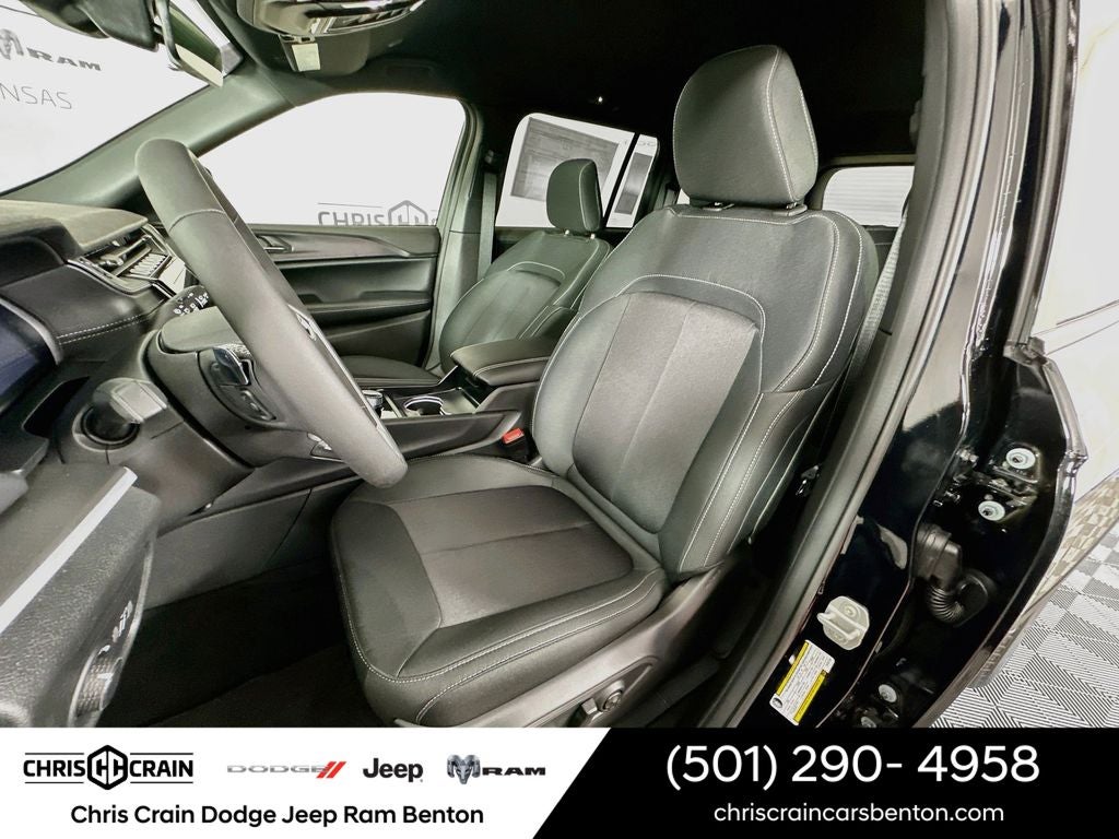 2026 Jeep Grand Cherokee GRAND CHEROKEE LAREDO 4X4