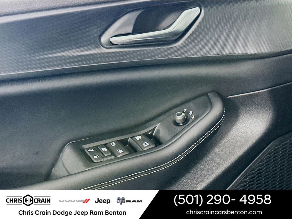 2026 Jeep Grand Cherokee GRAND CHEROKEE LAREDO X 4X4