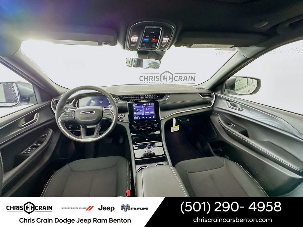 2026 Jeep Grand Cherokee GRAND CHEROKEE LAREDO X 4X4