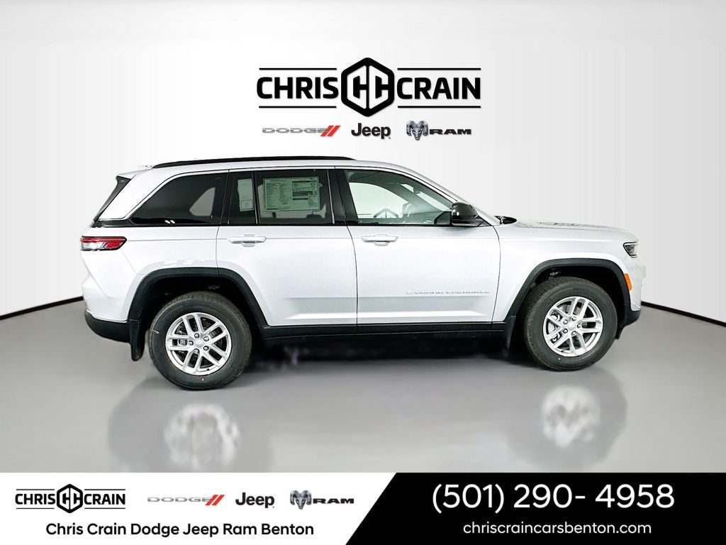 2026 Jeep Grand Cherokee GRAND CHEROKEE LAREDO X 4X4