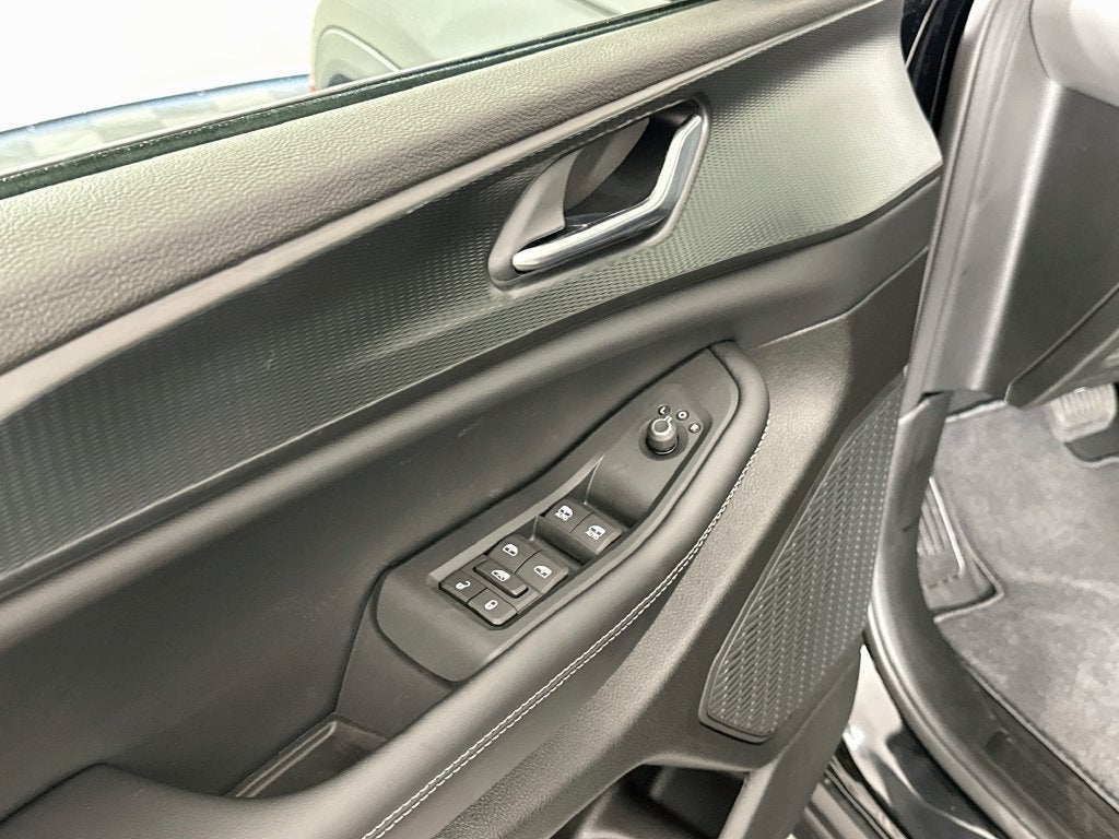 2027 Jeep Grand Cherokee GRAND CHEROKEE LAREDO 4X4