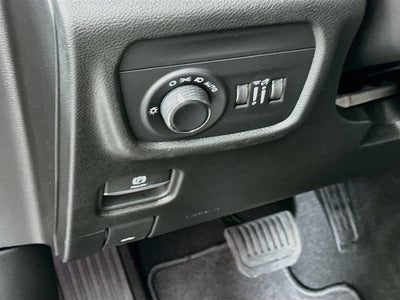 2027 Jeep Grand Cherokee GRAND CHEROKEE LAREDO 4X4