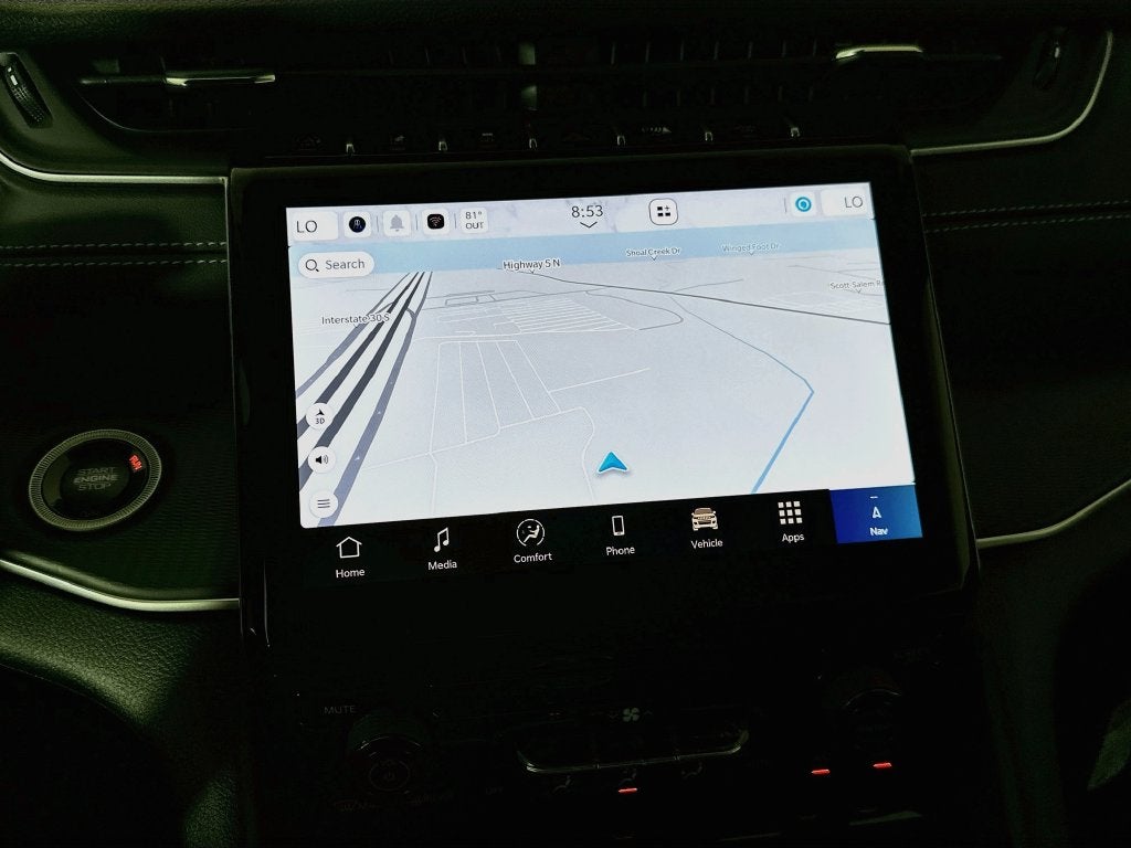 2027 Jeep Grand Cherokee GRAND CHEROKEE LAREDO 4X4