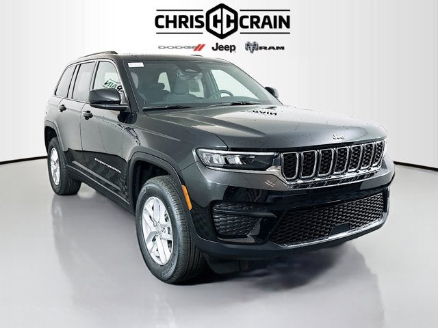 2025 Jeep Grand Cherokee GRAND CHEROKEE LAREDO X 4X4