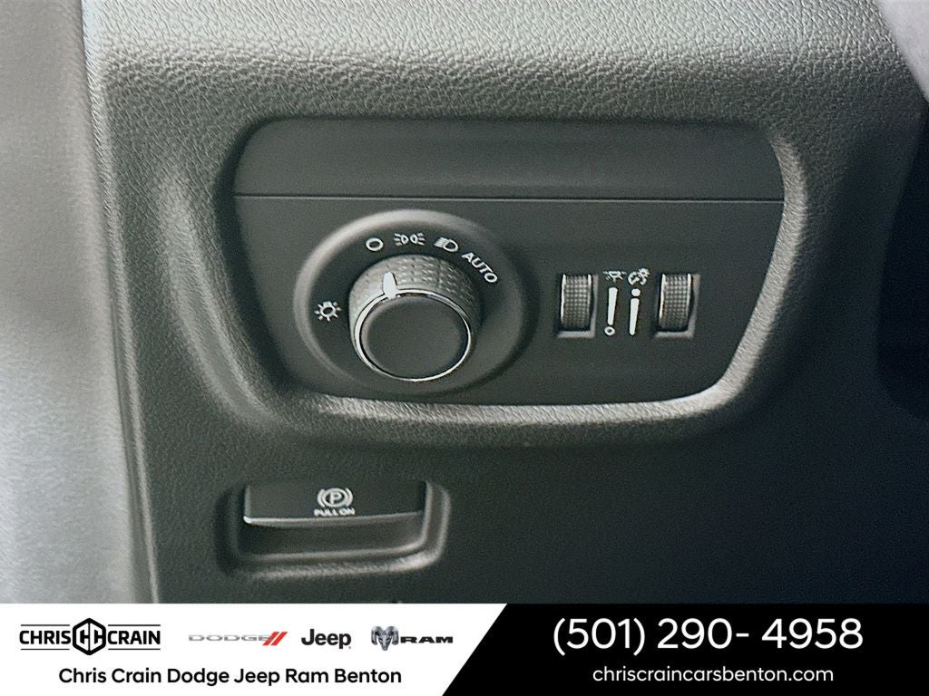 2025 Jeep Grand Cherokee GRAND CHEROKEE LAREDO 4X4