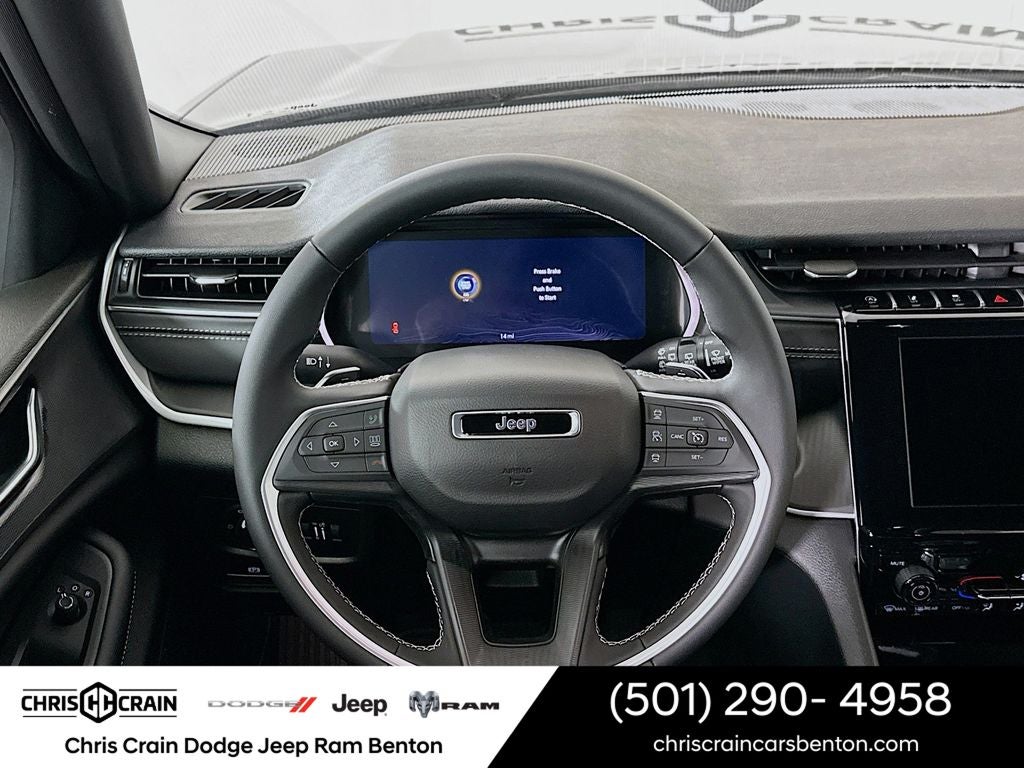 2025 Jeep Grand Cherokee GRAND CHEROKEE LAREDO 4X4