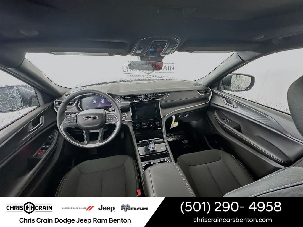 2026 Jeep Grand Cherokee GRAND CHEROKEE LAREDO X 4X4