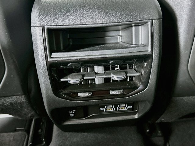 2025 Jeep Grand Cherokee Laredo X 4x4