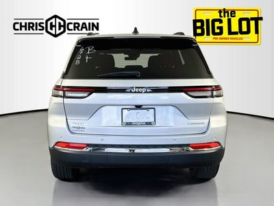 2025 Jeep Grand Cherokee Laredo X 4x4
