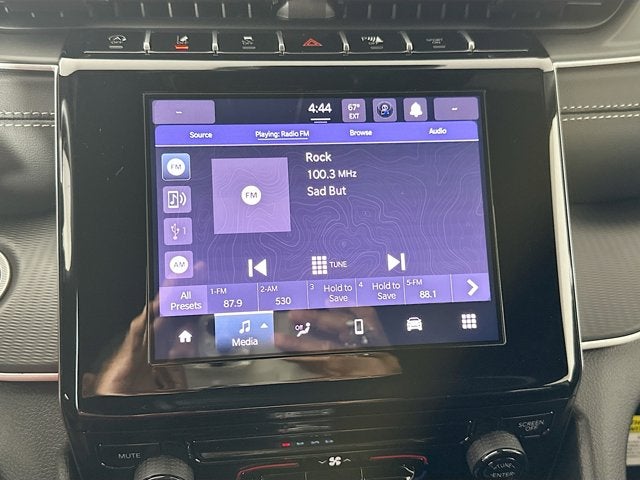 2025 Jeep Grand Cherokee GRAND CHEROKEE LAREDO X 4X4