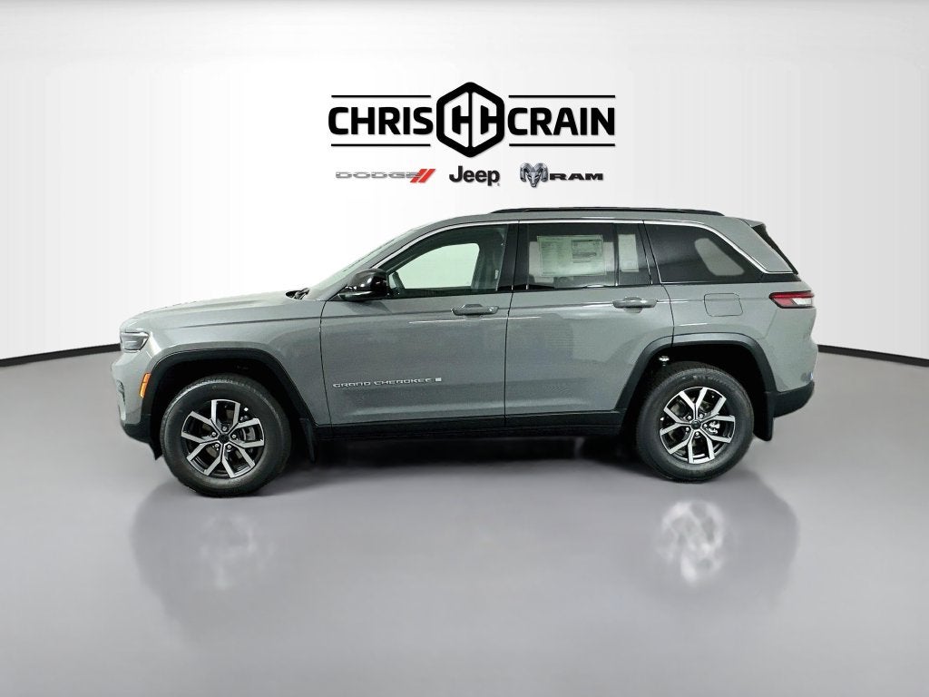 2027 Jeep Grand Cherokee GRAND CHEROKEE LAREDO 4X4