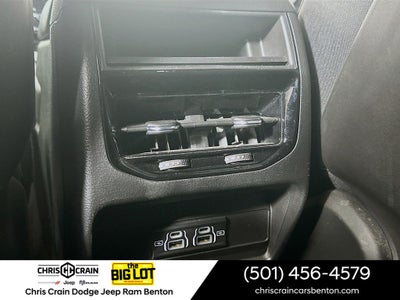 2023 Jeep Grand Cherokee Laredo 4x4