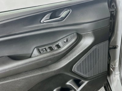2027 Jeep Grand Cherokee GRAND CHEROKEE LAREDO 4X4