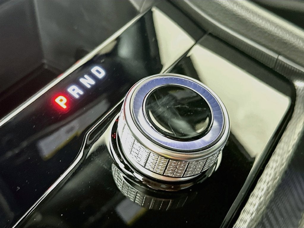 2027 Jeep Grand Cherokee GRAND CHEROKEE LAREDO 4X4