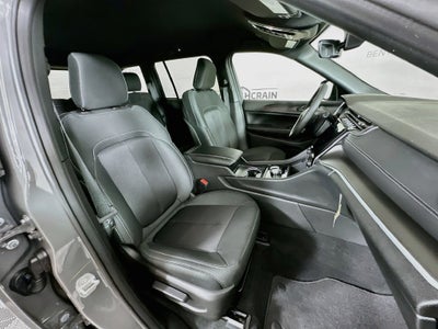 2027 Jeep Grand Cherokee GRAND CHEROKEE LAREDO 4X4