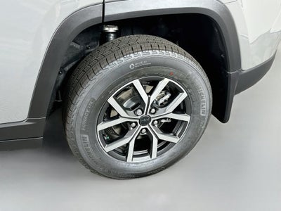 2027 Jeep Grand Cherokee GRAND CHEROKEE LAREDO 4X4