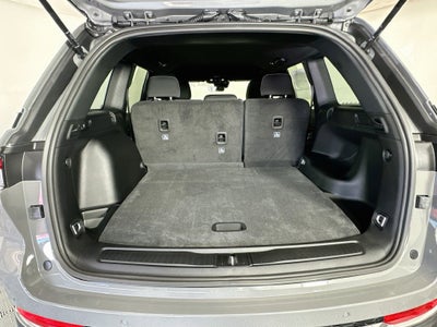 2027 Jeep Grand Cherokee GRAND CHEROKEE LAREDO 4X4